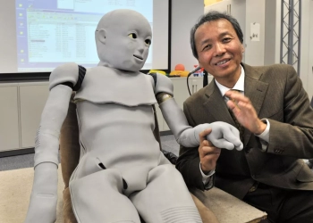 جامعة نانيانج السنغافورية تطور جلدا اصطناعيا "أكثر حساسية" من بشرة الإنسان