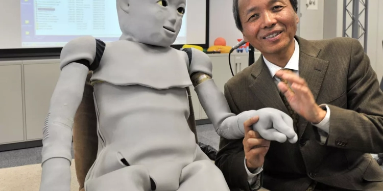 جامعة نانيانج السنغافورية تطور جلدا اصطناعيا "أكثر حساسية" من بشرة الإنسان