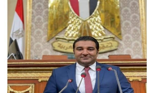 برلماني يطالب "التعليم" بإعلان أسباب سقوط سيستم الامتحانات