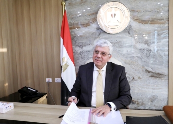 الدكتور أيمن عاشور وزير التعليم العالي والبحث العلمي