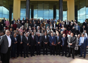 رئيس الوزراء يتفقد سير العملية التعليمية بـ«جامعة العريش»