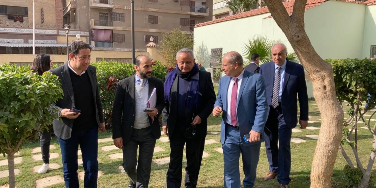 مدير مكتبة الإسكندرية يتفقد قصر خديجة بحلوان