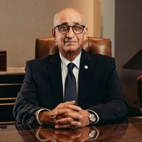 عضو بالشيوخ يقترح توفير محتوى دراسى إلكتروني لطلاب ذوى الإعاقة