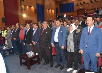 بحضور وزير الشباب والرياضة.. رئيس جامعة الأقصر يشهد انطلاق “قمة شباب الصعيد”