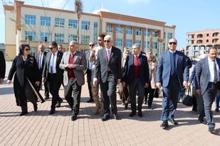 القاصد يستقبل لجنة من وزارة التعليم العالي لمتابعة أعمال منشآت الجامعة الأهلية