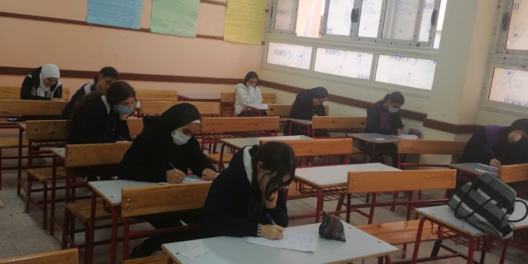 بعد نشر صدى البلد جامعات شكواهم.. إدارة الشروق تحقق في شكاوى طباعة الامتحانات