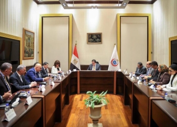 وزير الصحة يلتقي مسئولي غرفة التجارة الأمريكية لبحث الاستثمار بالقطاع الصحي