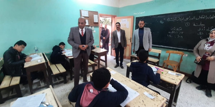 بجوائز 2000 جنيه للثلاثة الأوائل.. التعليم تعلن شروط وضوابط مسابقة الرياضيات في كل مكان