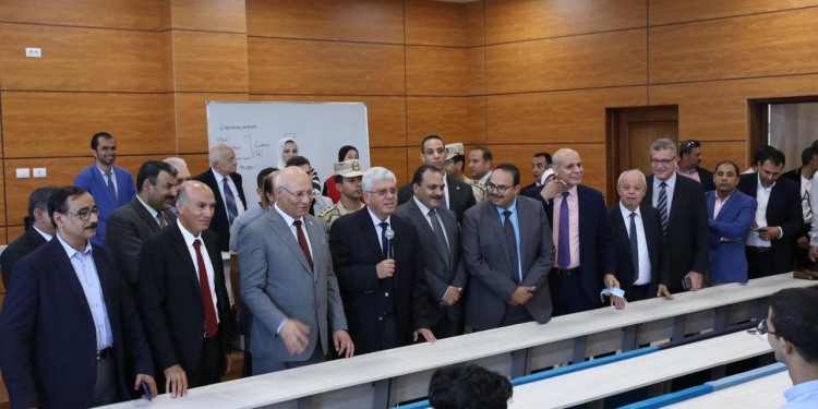 جامعة بنها الأهلية..بدء الدراسة في 4 كليات وزيارات ميدانية للمؤسسات الصناعية