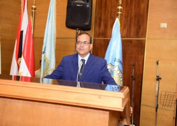 الدكتور مصطفى عبدالخالق رئيس جامعة سوهاج