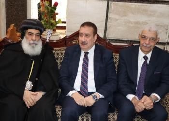 رئيس جامعة المنوفية ومحافظ المنوفية يهنئان الأنبا بنيامين بعيد الميلاد المجيد