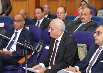  التعليم تلزم المشاركين واضعي الامتحانات بالتوقيع على إقرار.. تعرف على التفاصيل