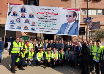 محافظ القليوبية ورئيس جامعة بنها يشهدان نموذج تجربة إخلاء المستشفى الجامعي