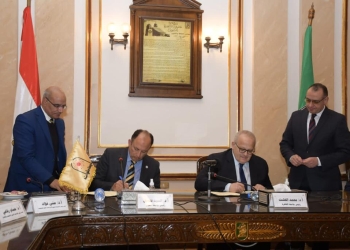 توقيع مذكرة تفاهم لتعزيز التعاون بين جامعتي القاهرة وحلوان