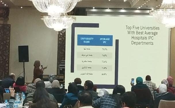 مستشفى جامعة بنها تحصد المركز الأول على مستوى المستشفيات الجامعية في مكافحة العدوى