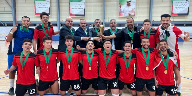 تكريم منتخب مصر للجامعات لكرة الصالات بالإمارات