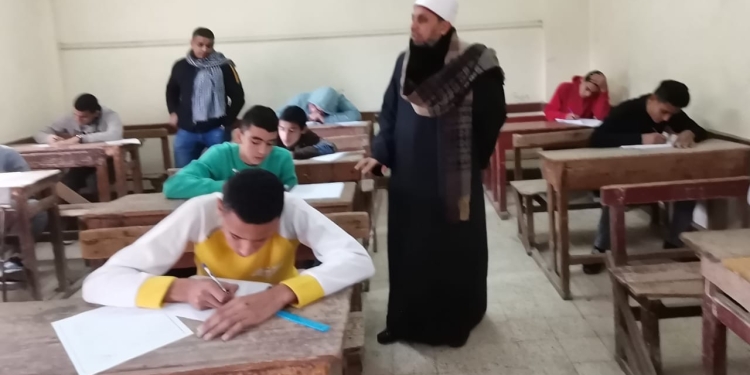 الشرقية الأزهرية : بدء امتحانات الفصل الدراسي الأول للصفين الأول والثاني الثانوي