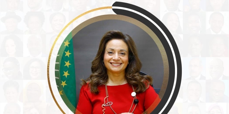 إنجاز جديد للمرأة المصرية .. الدكتورة أماني أبو زيد واحدة من اكثر الأفارقة شهرة و سمعة طيبة لعام ٢٠٢٣