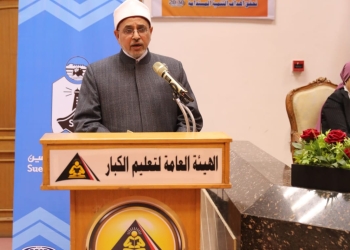 ﻿رئيس جامعة الأزهر يعلن دعم مؤسسة الأزهر الشريف جامعًا وجامعةً لجهود الدولة للقضاء على الأمية