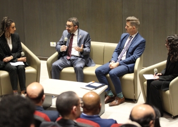 وزير النقل الكندي عمر الغبرا يزور فرع جامعة تورونتو متروبوليتان بالقاهرة