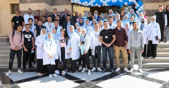 جامعة العلمين الدولية خلال الفصل الدراسي الأول..بروتوكولات تعاون مع جامعات عالمية وقوافل طبية