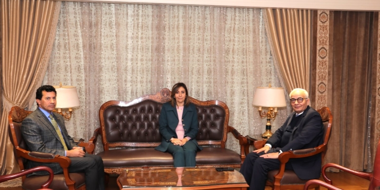 وزيرة الثقافة: الترم الثاني بدء "مسرحة المناهج" لتقديمها في قالب يسعد الطلاب