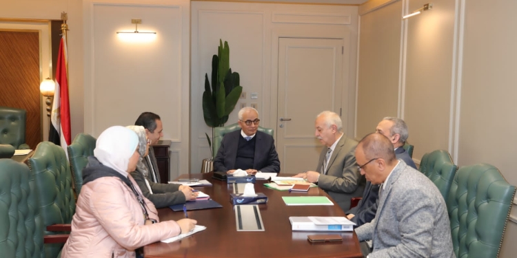 توجيه رئاسي بمراجعة وصيانة جميع المباني المدرسية وتوفير مدارس ذكية