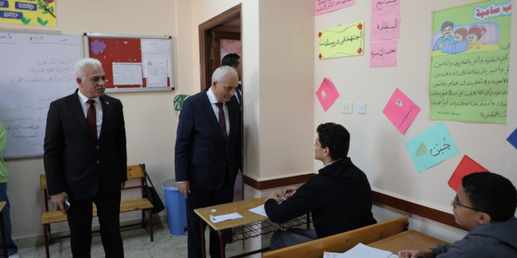 "نتيجة صادمة".. استطلاع رأي لأمهأت مصر حول أفضل وسيلة للمذاكرة للطلاب