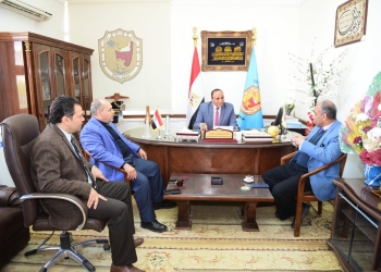 جامعة سوهاج تناقش خطتها لدعم أنشطة ريادة الأعمال بالتعاون مع جهاز تنمية المشروعات