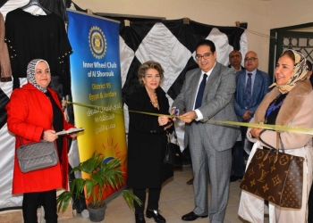 معرض جديد للملابس بأسعار رمزية لطلاب جامعة القاهرة