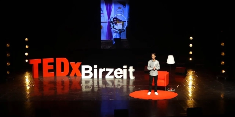 لطلاب المرحلة الجامعية.. محاضرات لا غنى عن مشاهدتها عبر منصة "TED"