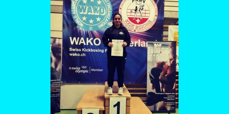 لمصرية نور تفوز بكأس البوكس كيك فى زيورخ