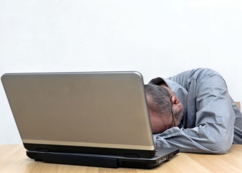 لا تؤجل عمل اليوم إلى الغد .. علماء في جامعة أوبسالا السويدية يكشفون عن عواقب خطيرة للتسويف