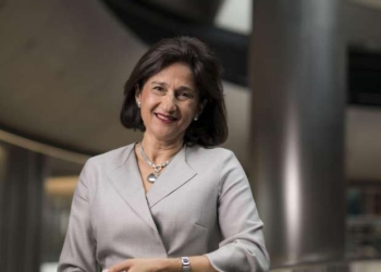 المصرية نعمت شفيق تصبح أول سيدة ترأس جامعة كولومبيا
