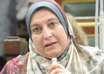 برلمانية لوزير التعليم: هل سيتم تطبيق الثلاث فترات كبديل للمدارس المؤجرة