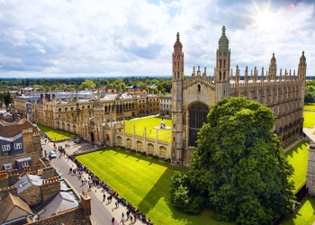 بدلاً من طردهم ... جامعات بريطانية تتدرس طرق جديدة للتعامل مع الطلاب متعاطي المخدرات