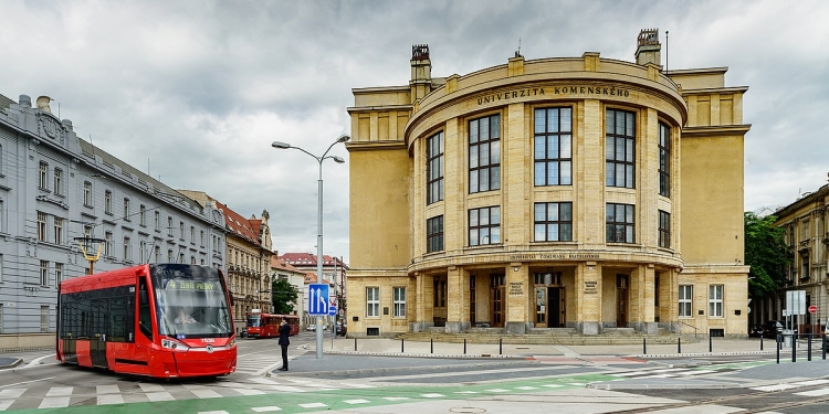 تعرف على أفضل 5 جامعات لدراسة الطب حول العالم