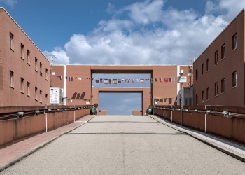 للطلاب المصريين .. جامعة كالابريا الايطالية تقدم منح دراسية بالمجان