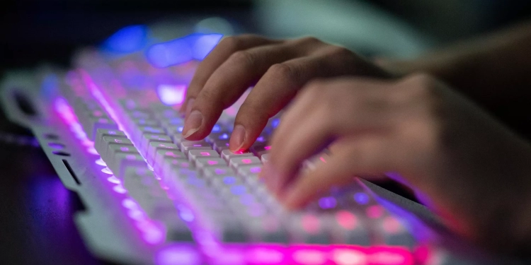 علماء من جامعة أكسفورد: يجب التعامل مع الذكاء الاصطناعي على أنه "سلاح نووي"