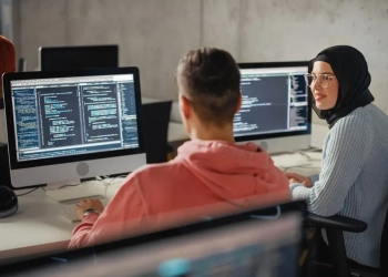 للطلاب والخريجين.. تعرف على كيفية تعلم لغات البرمجة عبر الإنترنت