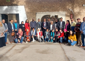 رئيس جامعة الأقصر يفتتح معرض سمبوزيوم الخزف الدولي