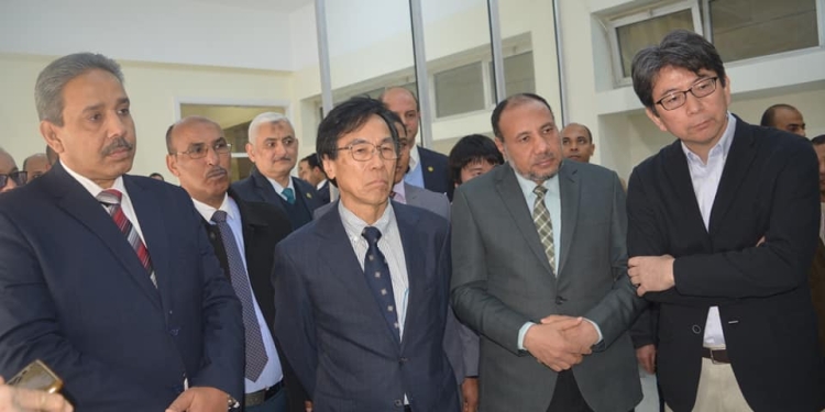 نائب رئيس جامعة الأزهر يفتتح معملي السموم وأبحاث تخزين الطاقة بعلوم أسيوط