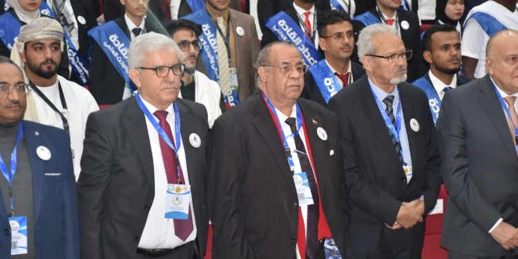 رئيس جامعة الأقصر يشهد انطلاق فعاليات البرنامج التدريبي لإعداد القائد العربي