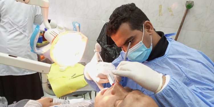 جامعة المنيا: الكشف الطبي على 2146 مواطنًا بقرية "صفط أبو جر ج" مركز بن مزارر