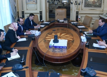 على هامش زيارة رئيس أوزبكستان لمصر..  النائب أبو العينين يلتقي وزير السياحة الأوزبكي