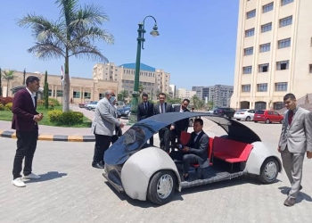 تفاصيل تصنيع أول سيارة كهربائية بأيدي طلاب جامعات مصر