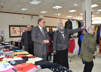 جامعة القاهرة تواصل تنظيم أكبر سلسلة من معارض الملابس بأسعار رمزية للطلاب