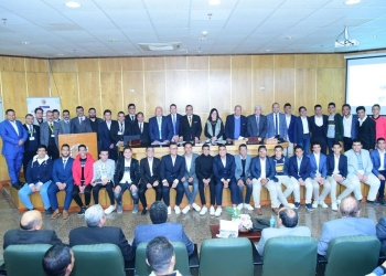 جامعة سوهاج تناقش المشروعات البحثية لطلاب الجامعة وطلاب ما قبل التعليم الجامعي