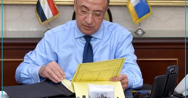 محافظ الإسكندرية يقرر تعطيل الدراسة غدا لسوء الأحوال الجوية