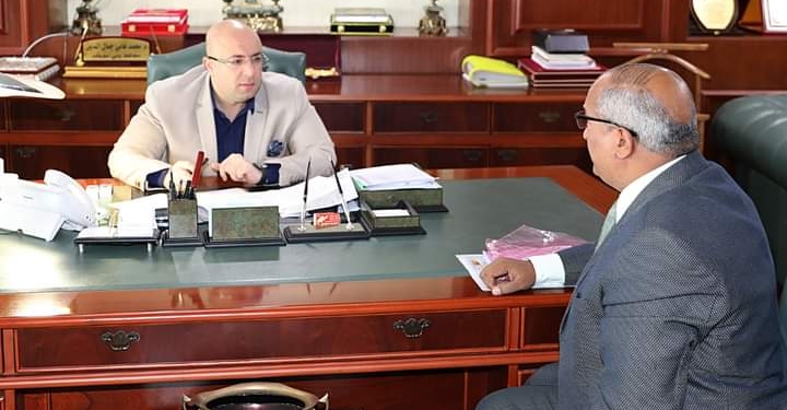 في أول أيام الترم الثاني.. محافظ بني سويف يطمئن على انتظام سير الدراسة